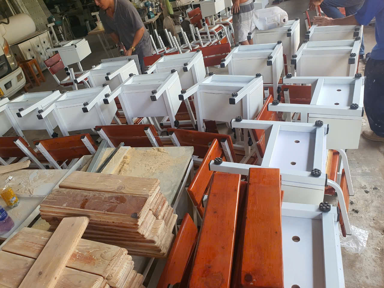 quy trinh sản xuất ghế máy